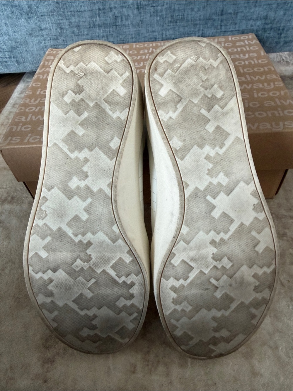 Dr. Scholl's Madison White Sneakers with Beige Chevron and Red Heel Tab - Picture 5 of 7